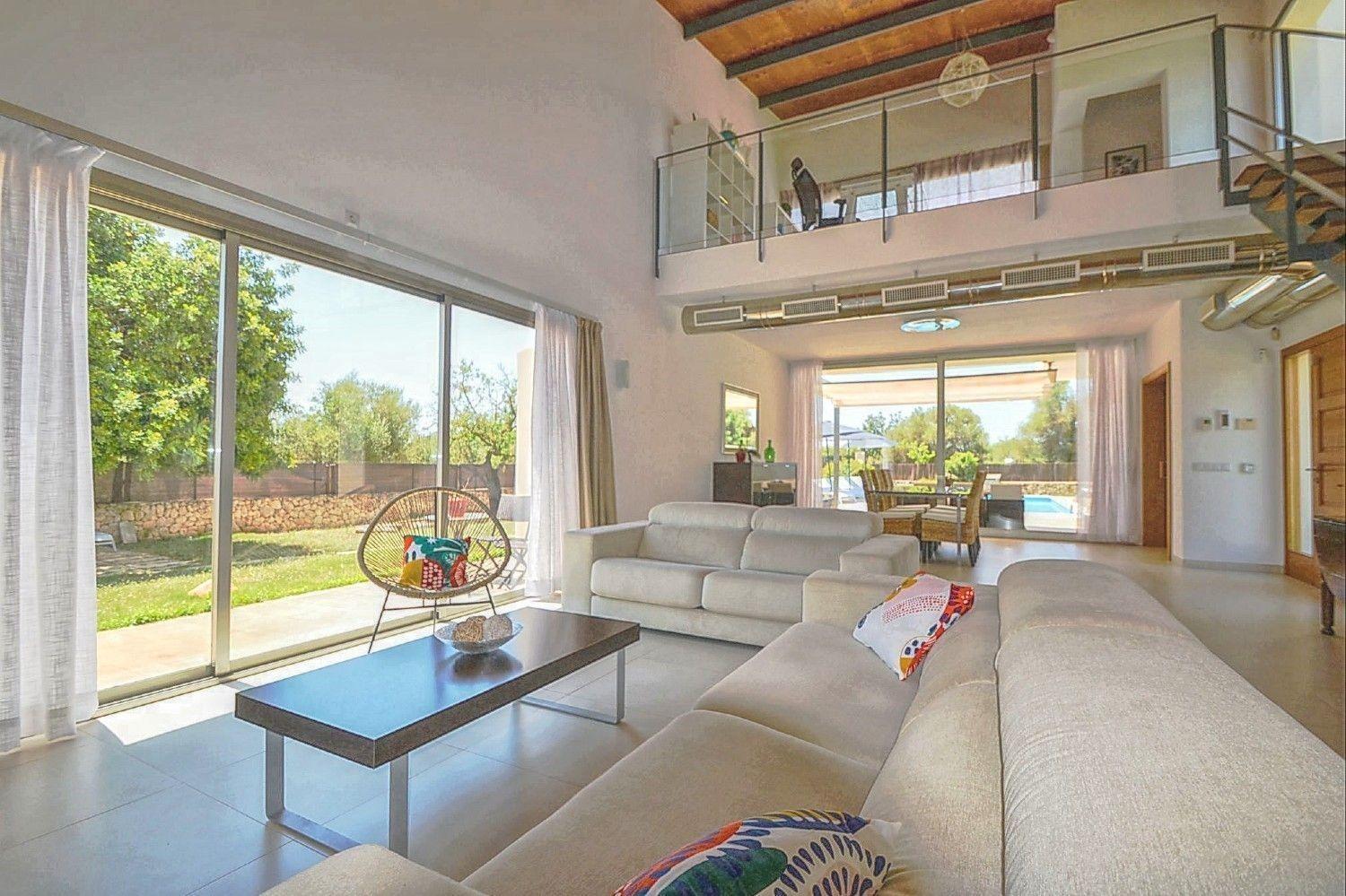 Wunderschoenes In Mit Privatem Pool Ferienhaus